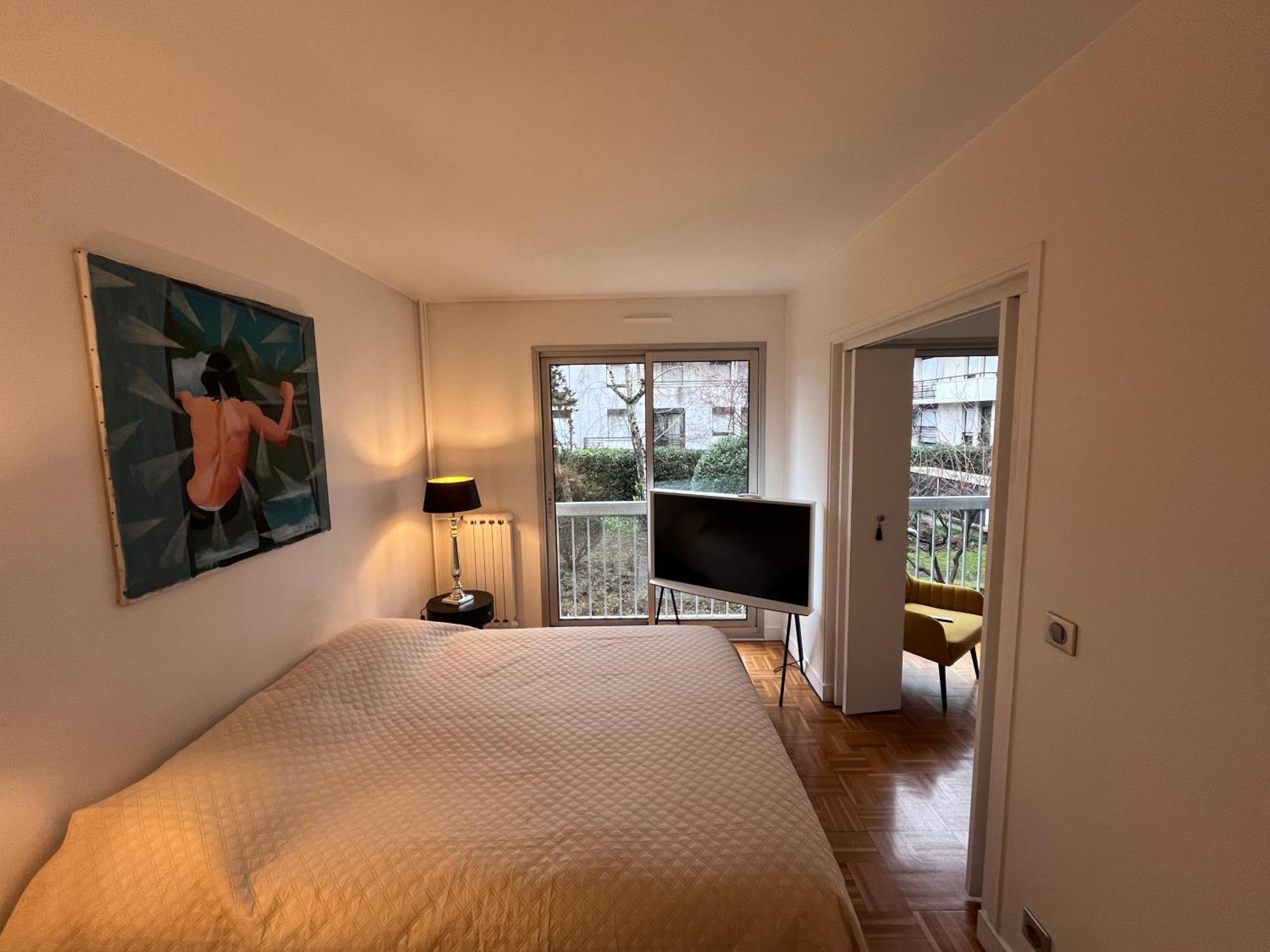 2 Pieces Sur Jardin Appartamento Parigi